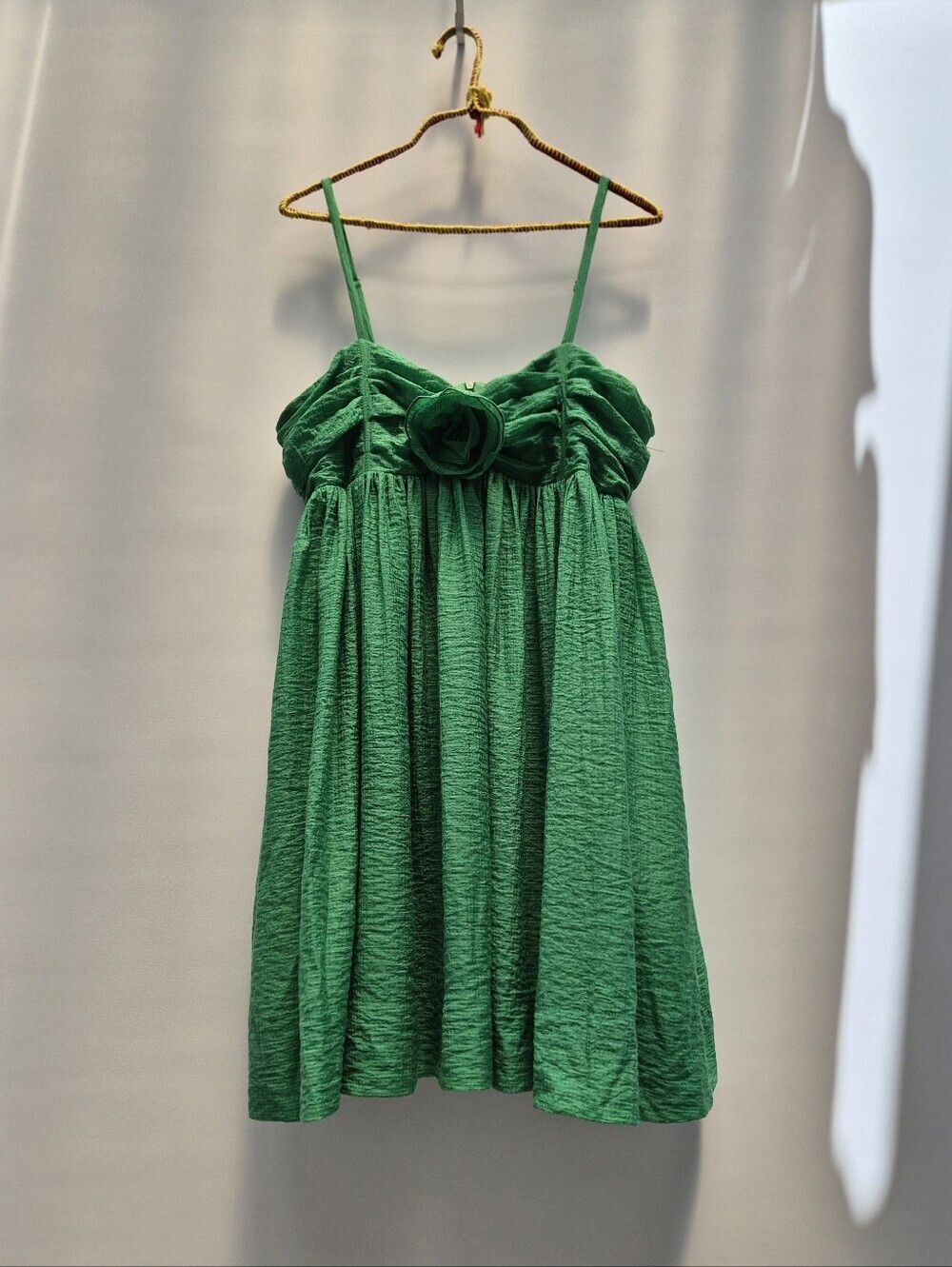 Taylor Texture Strappy Mini Dress Size 12 Kelly Green Rosette Coquette Babydoll